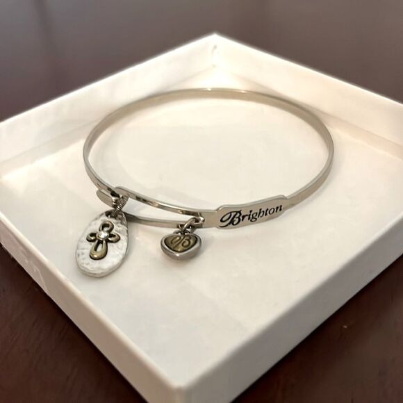 Brighton Faith Hope Love Cross Heart Charm Hammered Metal Bracelet Cuff - Picture 2 of 6